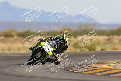 media/Oct-30-2022-CVMA (Sun) [[fb421c3cec]]/Race 12 Supersport Open/